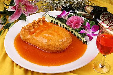 公开挑衅反作弊系统 《战区》玩家在TikTok上直播开挂过程